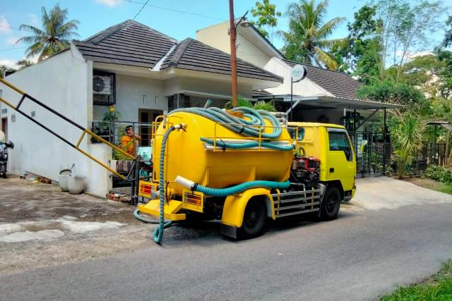 sedot wc yogyakarta