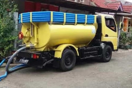 Sedot WC Sanden