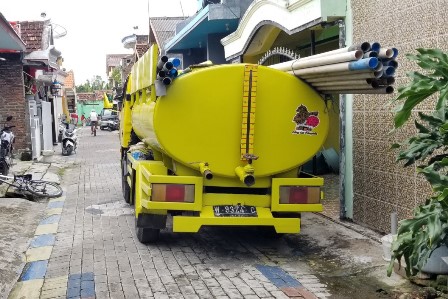 Sedot WC Panjatan